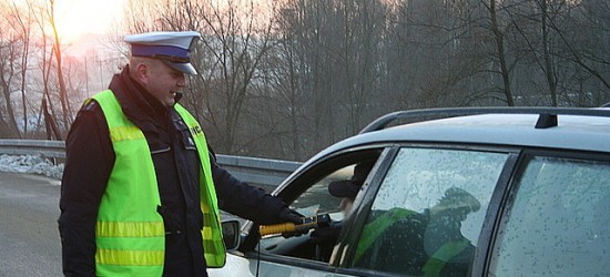 (Nie)trzeźwy poranek. Jasielscy policjanci skontrolowani ponad 700 pojazdów (FILM, ZDJĘCIA)